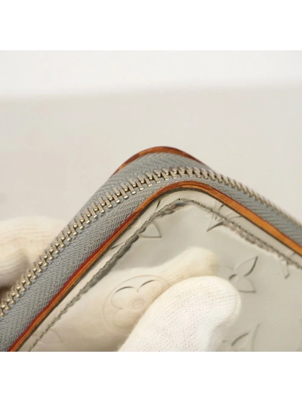 Louis Vuitton Wallet Monogram Mirror Zippy Vertical Silver